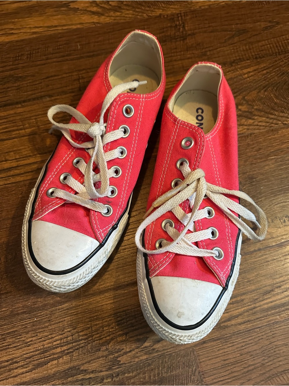 Classic Converse Women's Low-Top Canvas Sneakers in Pink